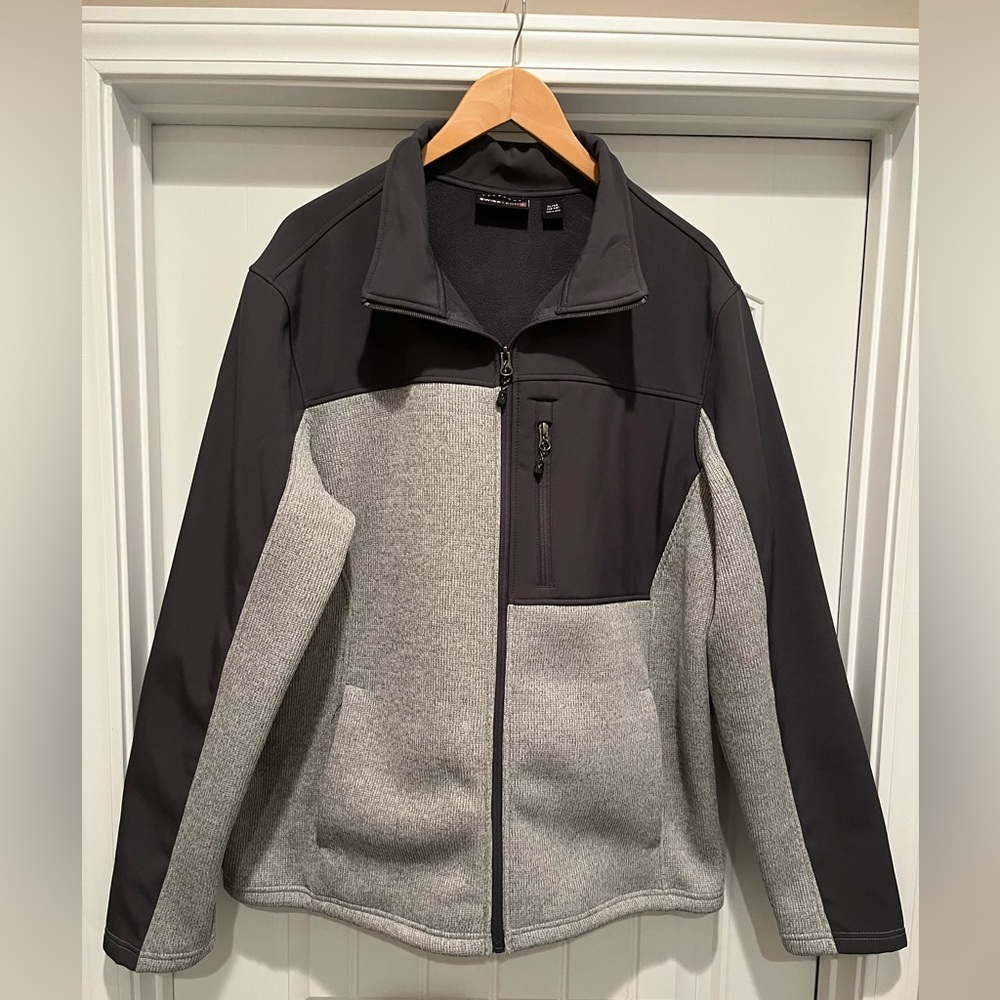 Swiss Tech Jacket. Men’s XL.